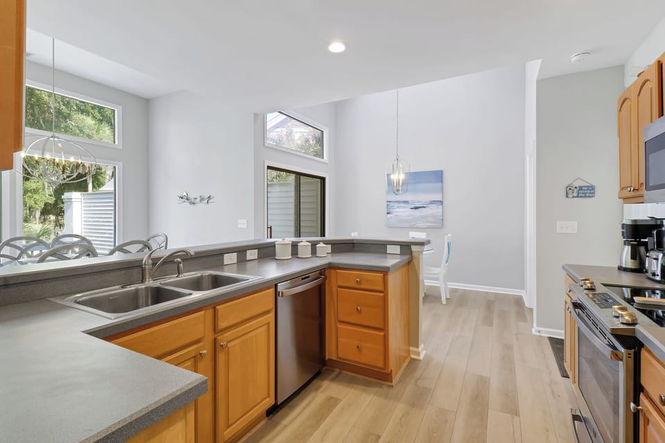 35 Shell Ring | Kitchen