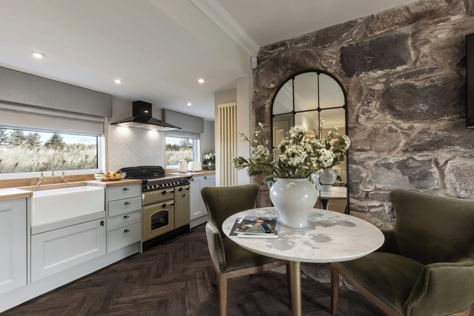 Room, 1 King Bed (Residency) | Private kitchen | Espresso maker, coffee/tea maker, electric kettle