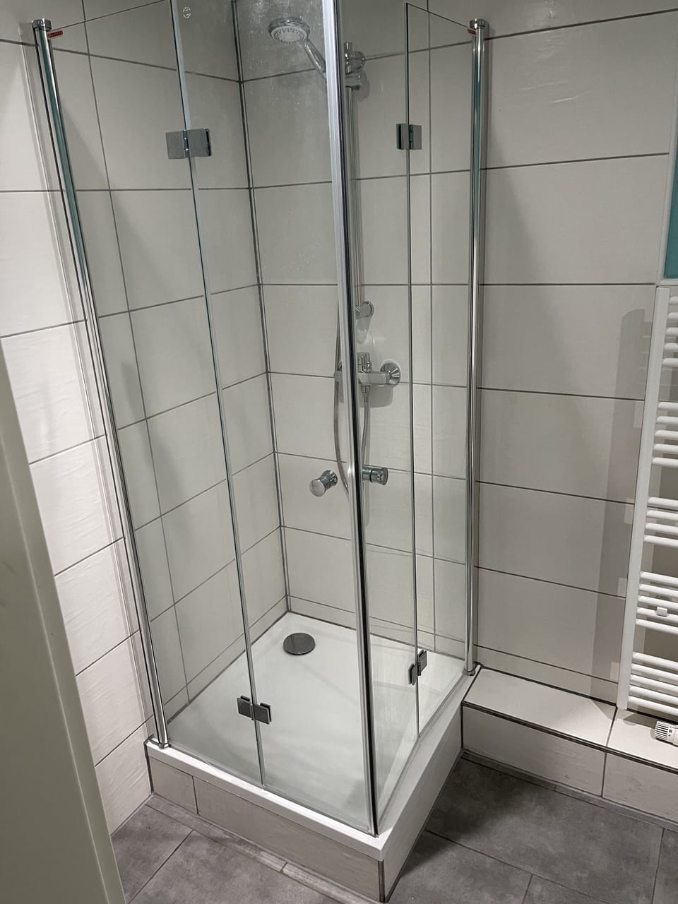 Double Room, Private Bathroom, Garden View | Bathroom | Shower, towels