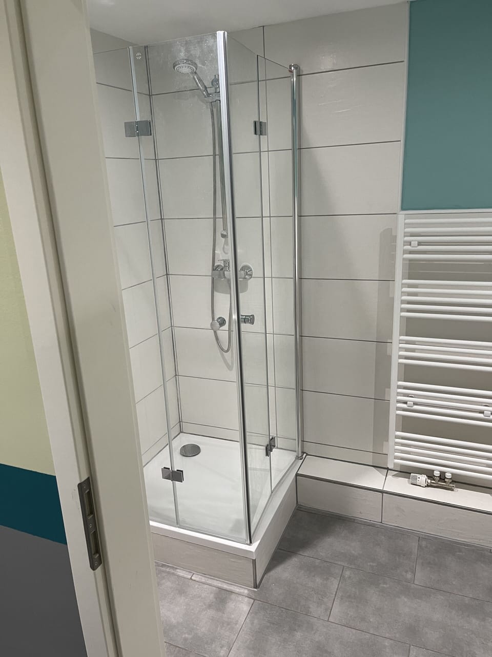 Double Room, Private Bathroom, Garden View | Bathroom | Shower, towels
