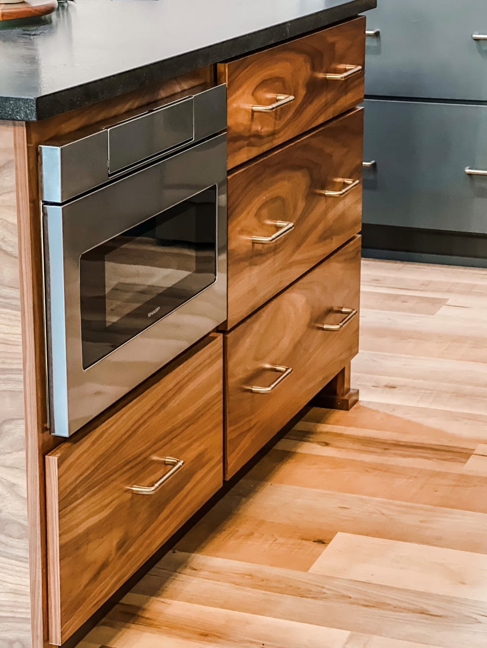 Drawer microwave in the island. 