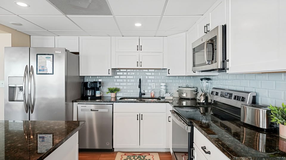 Fully equipped kitchen with a view