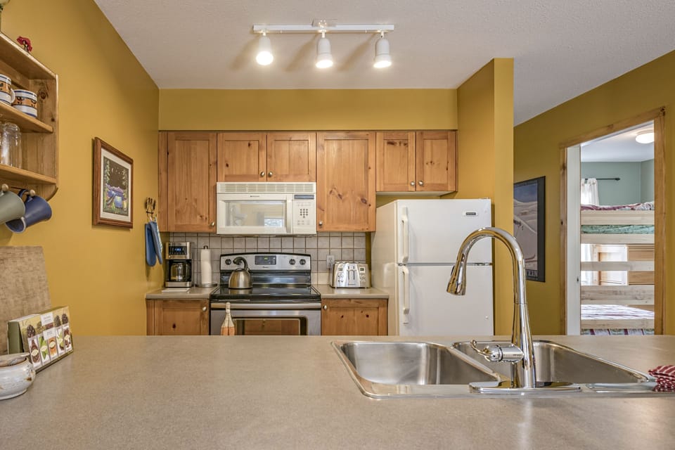 Fully Stocked Kitchen