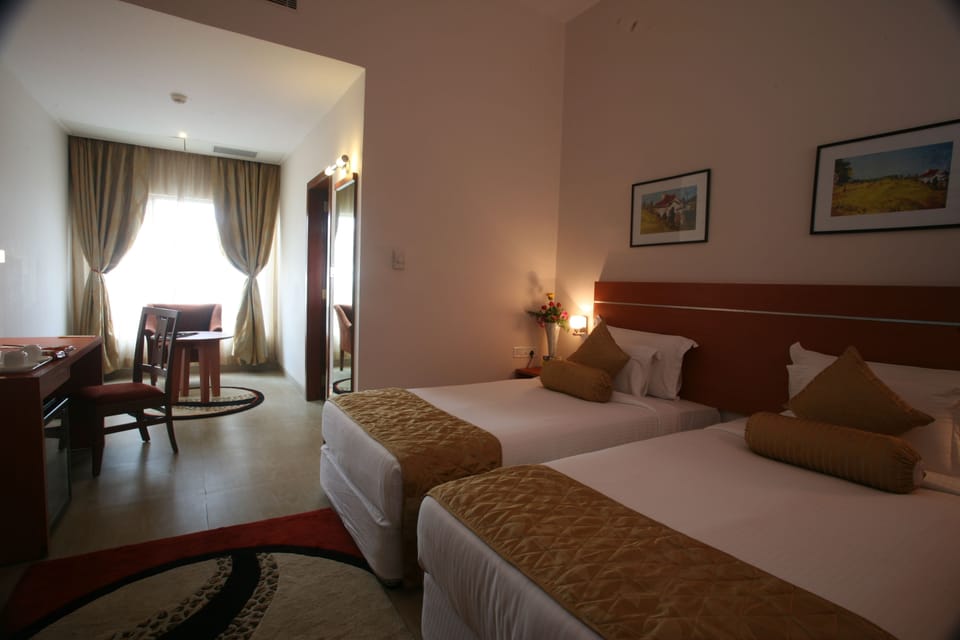 In-room safe, iron/ironing board, bed sheets