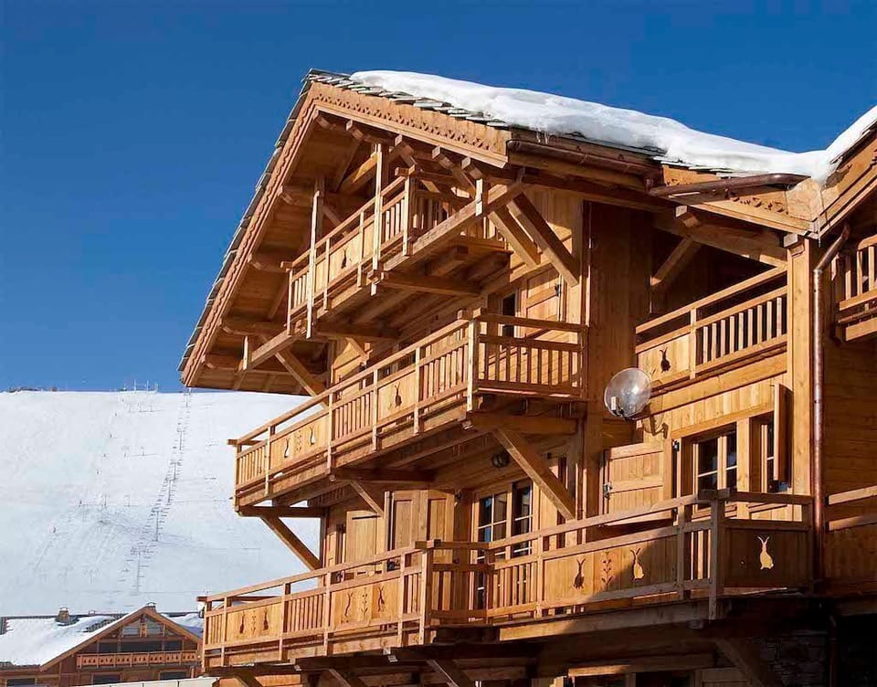 This 7 bedroom Chalet for 14 is perfect for your group!