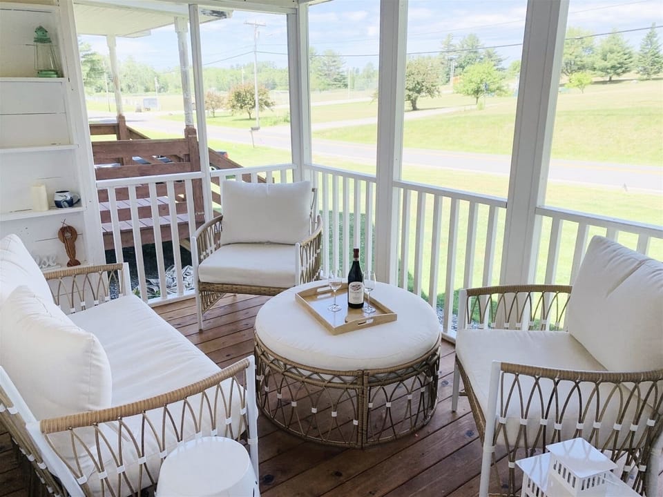 Brand new, screened in front porch