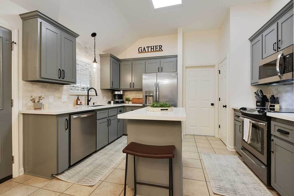Kitchen | Coffee Maker | Spices | Toaster | Hot Water Pot | Dishwasher