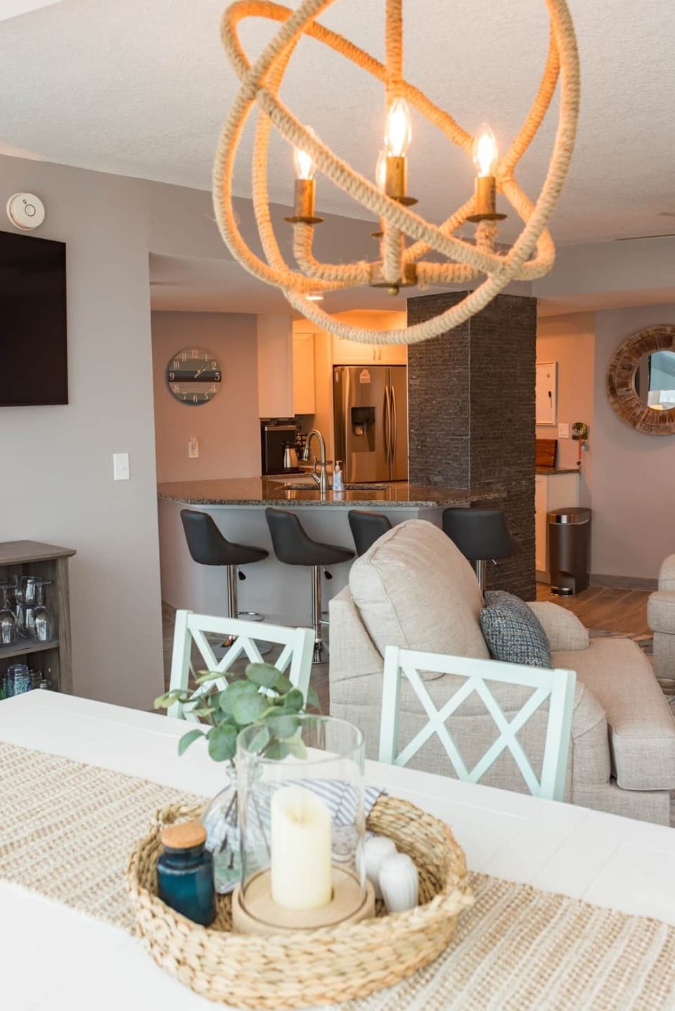 Dining Room/Kitchen