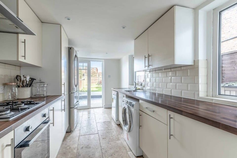 Kitchen 2