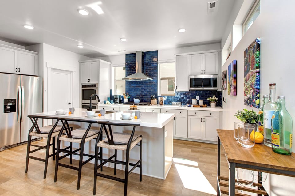 Fully Stocked Kitchen