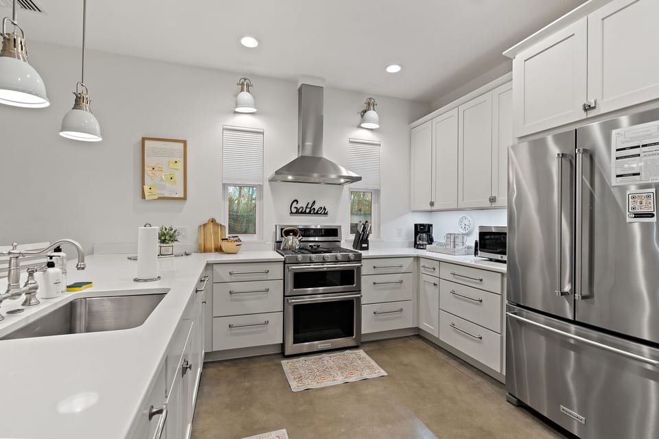 This gorgeous kitchen has all new stainless steel appliances to make your cooking experience trouble-free!