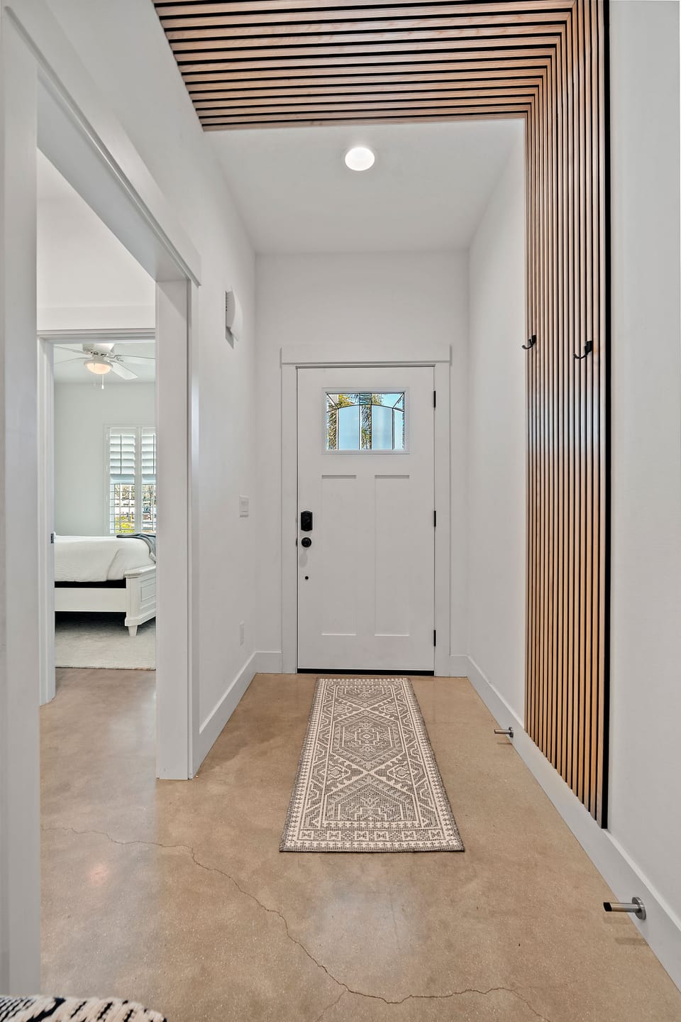 The light and airy entryway!