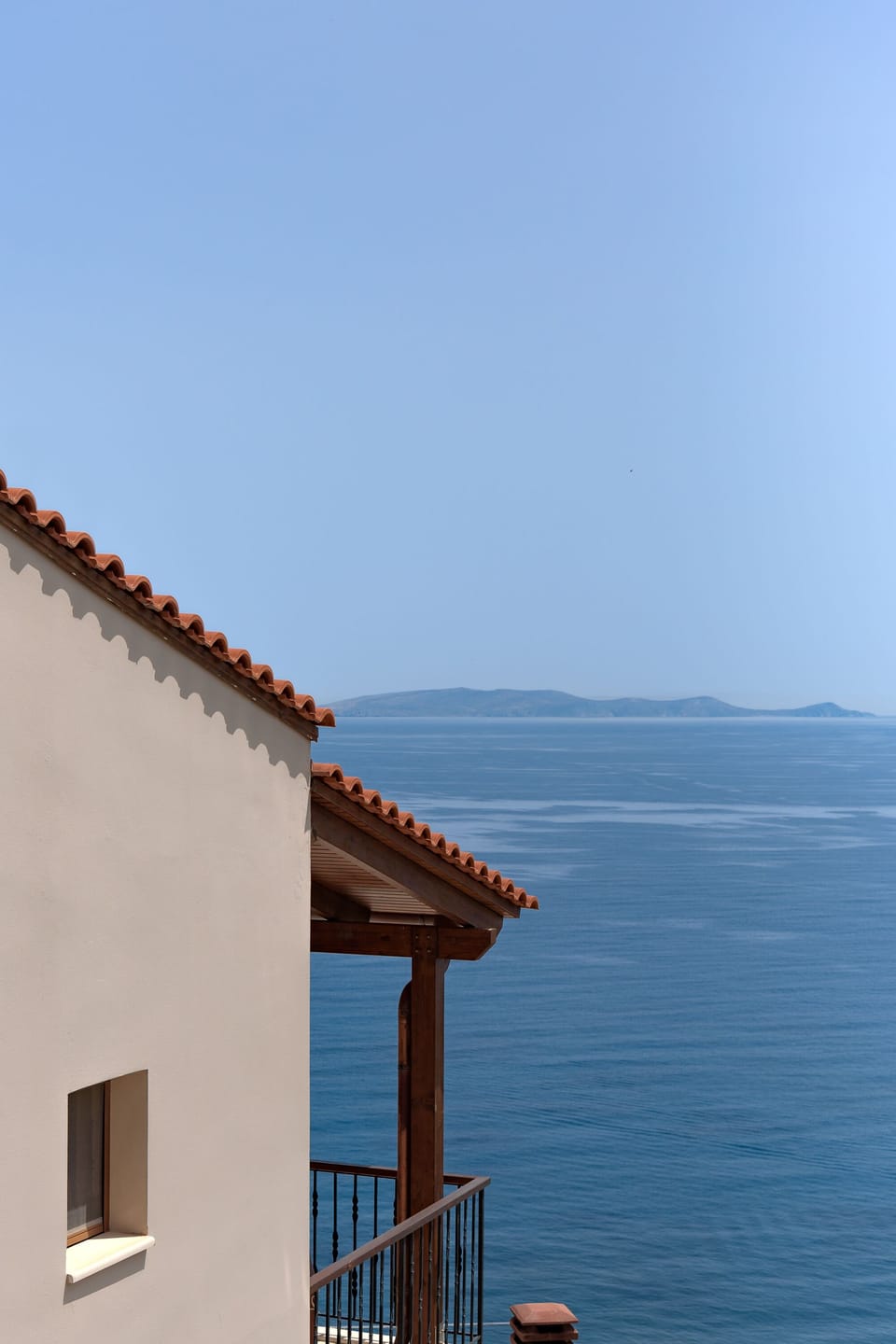 Sublime architecture prevails.