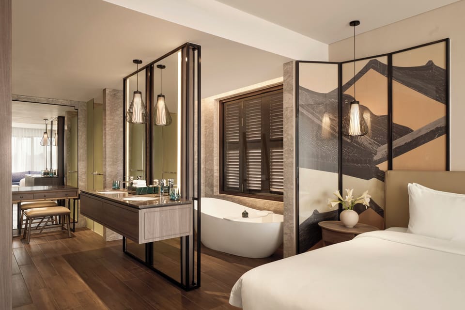 Luxury Villa (Moire, Pool) | Room amenity