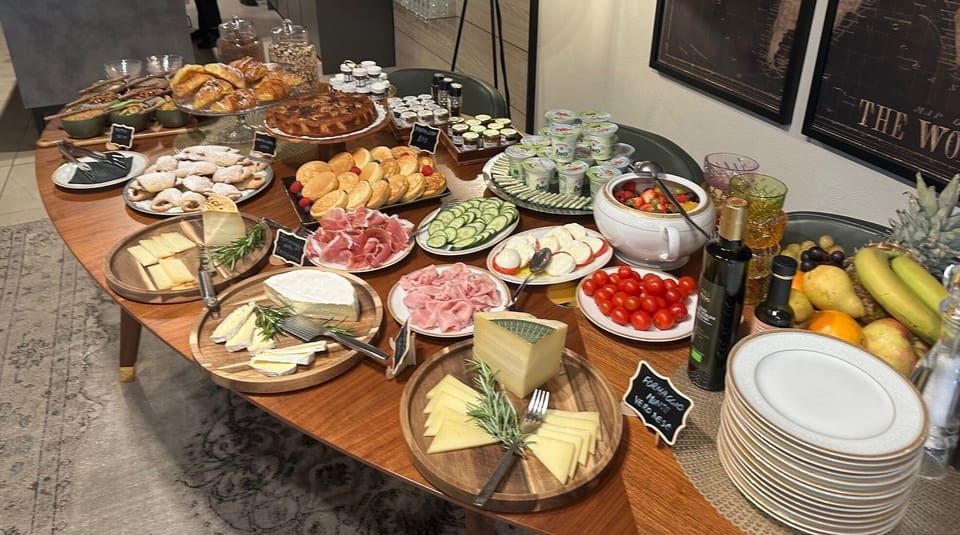 Daily buffet breakfast for a fee