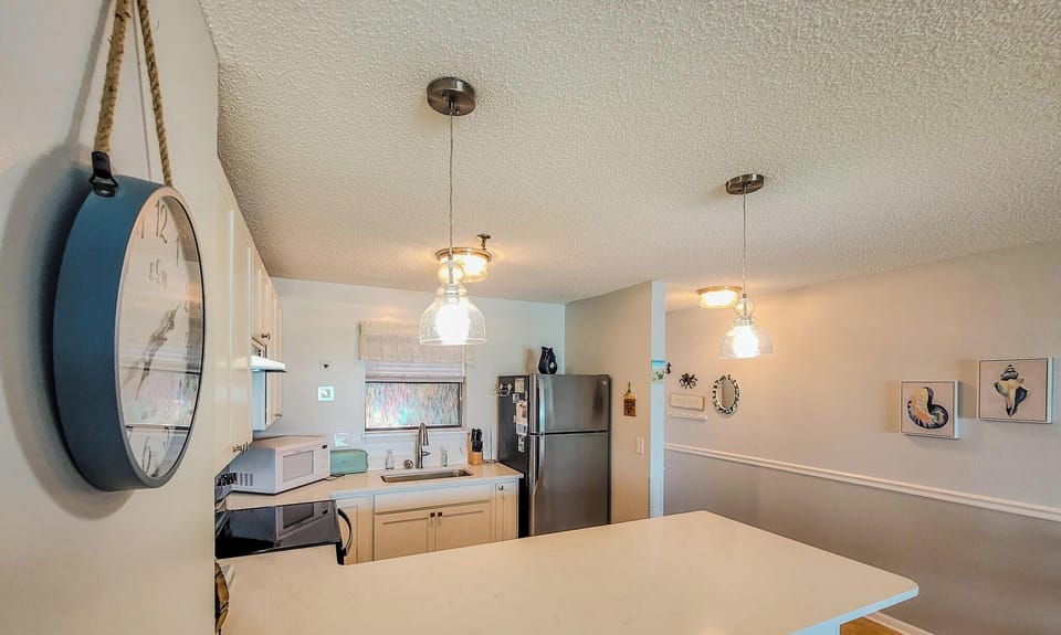 1866 New River Inlet Rd #3407 (Isle Of Palm Trees {Int Refresh - Kitchen]) - watermarked-7