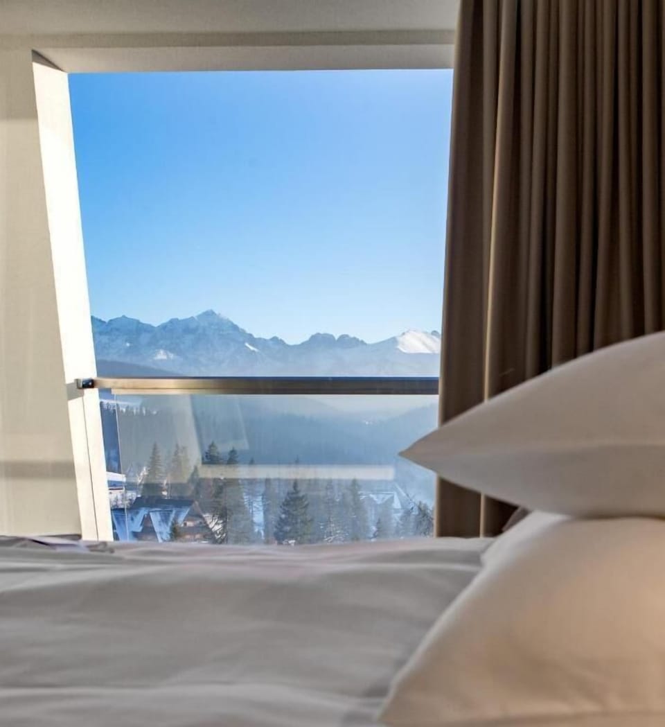 In-room safe, iron/ironing board, free WiFi