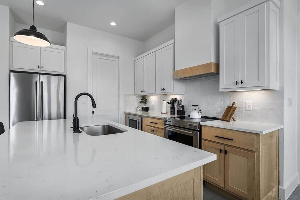 Stylish and Comfortable Kitchen area. Perfect for preparing your Meals - Book Now!