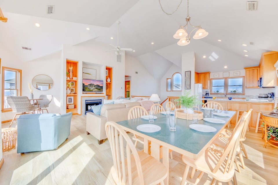 Surf-or-Sound-Realty-1073-Island Storm-Dining 1