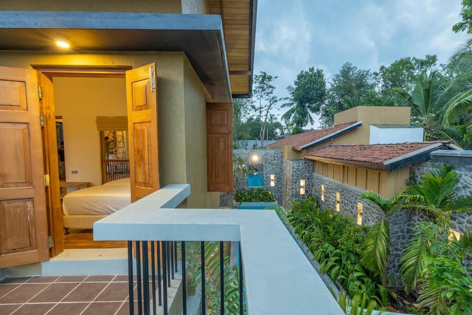 Villa | Balcony