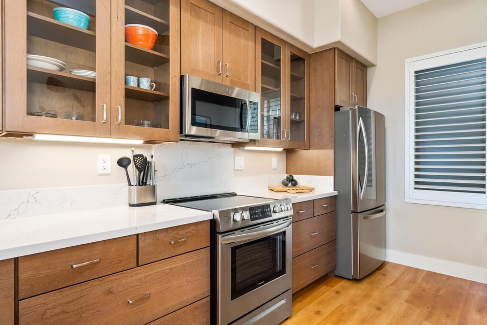 Full kitchen with modern appliances