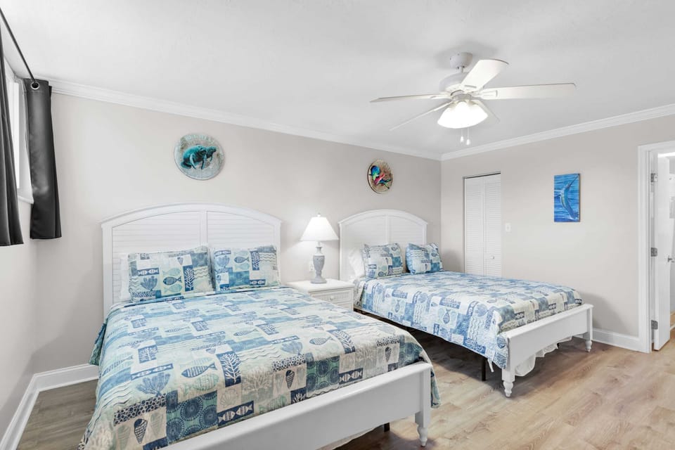 Guest Bedroom with En-Suite