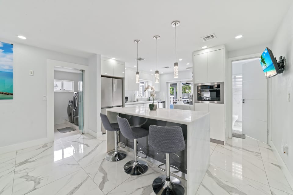 Unleash Your Culinary Creativity in Our Trending VRBO Kitchen