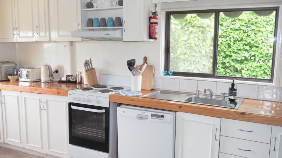 Great functioning kitchen