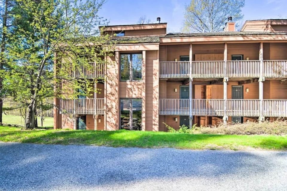 Sawtooth Condos 3 Floor, 3 unit connecting