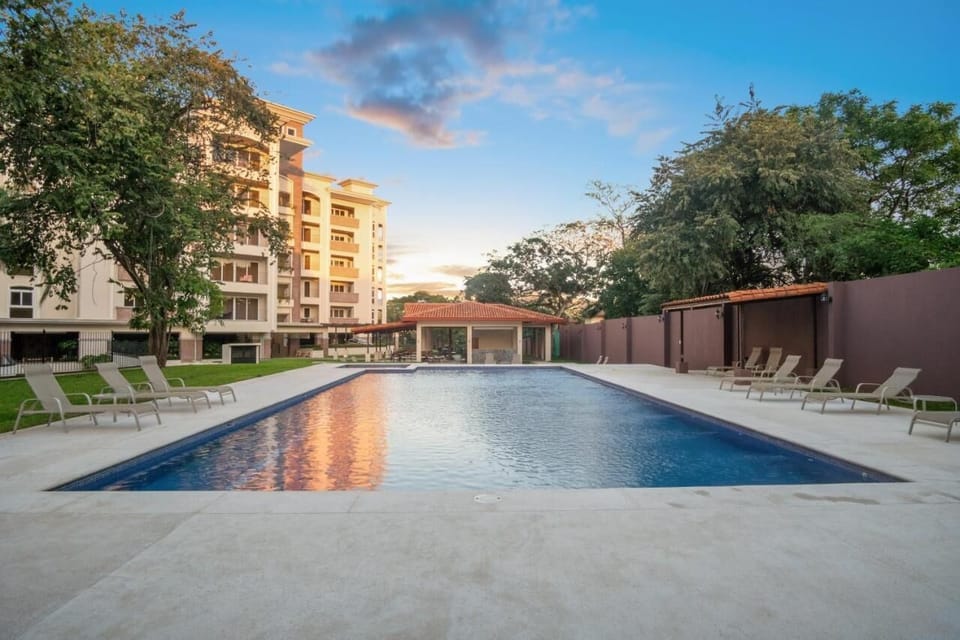 Pool #1 (1)