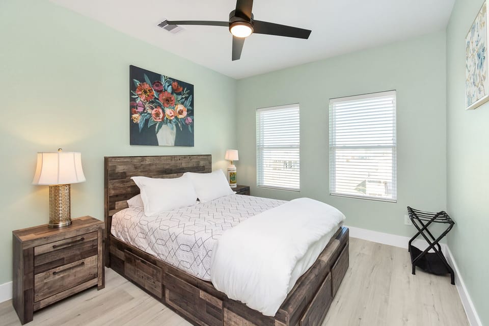 Queen Room
