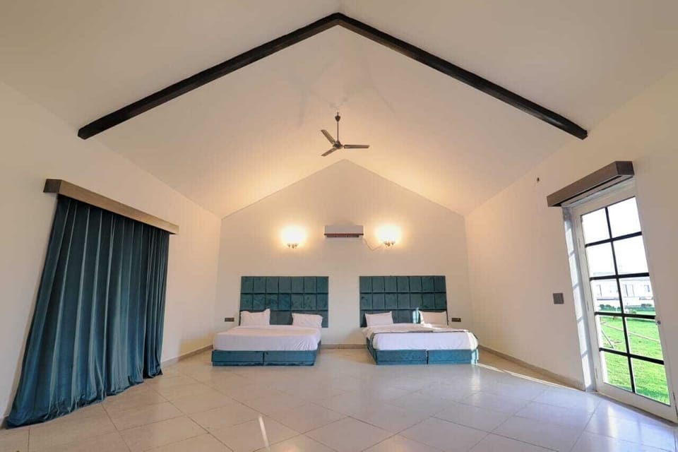 Rollaway beds, bed sheets