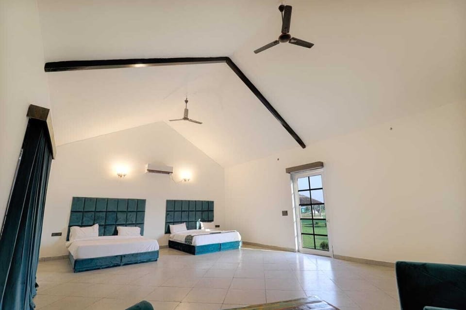 Rollaway beds, bed sheets