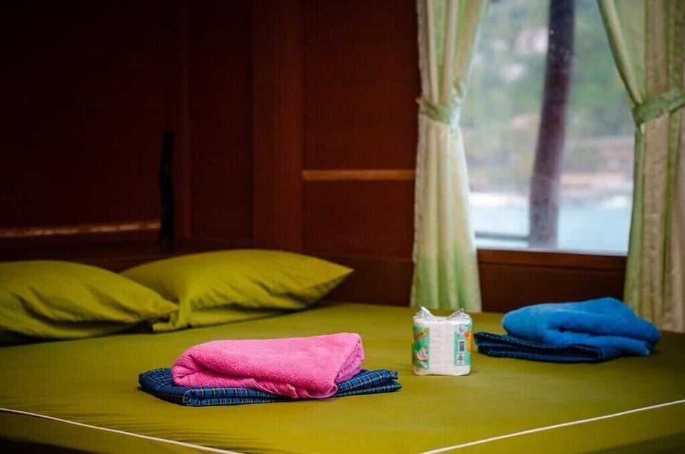 Bungalow, Sea View, Double Room, 2 Pax (Fan room) | Desk, free WiFi, bed sheets