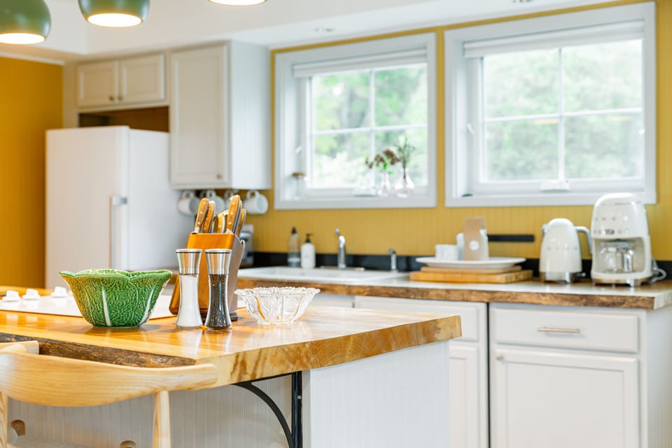 Wood grained countertops. 