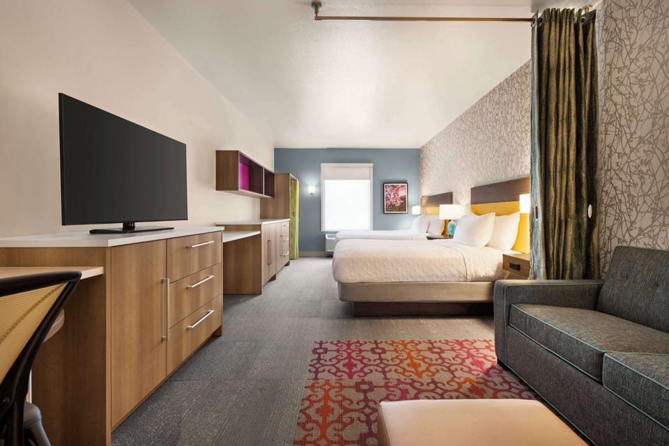 In-room safe, desk, soundproofing, iron/ironing board