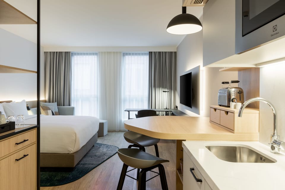 Studio, 1 Queen Bed with Sofa bed | Premium bedding, down comforters, in-room safe, individually decorated