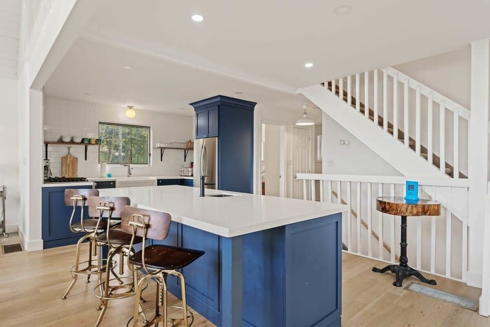 Breakfast bar