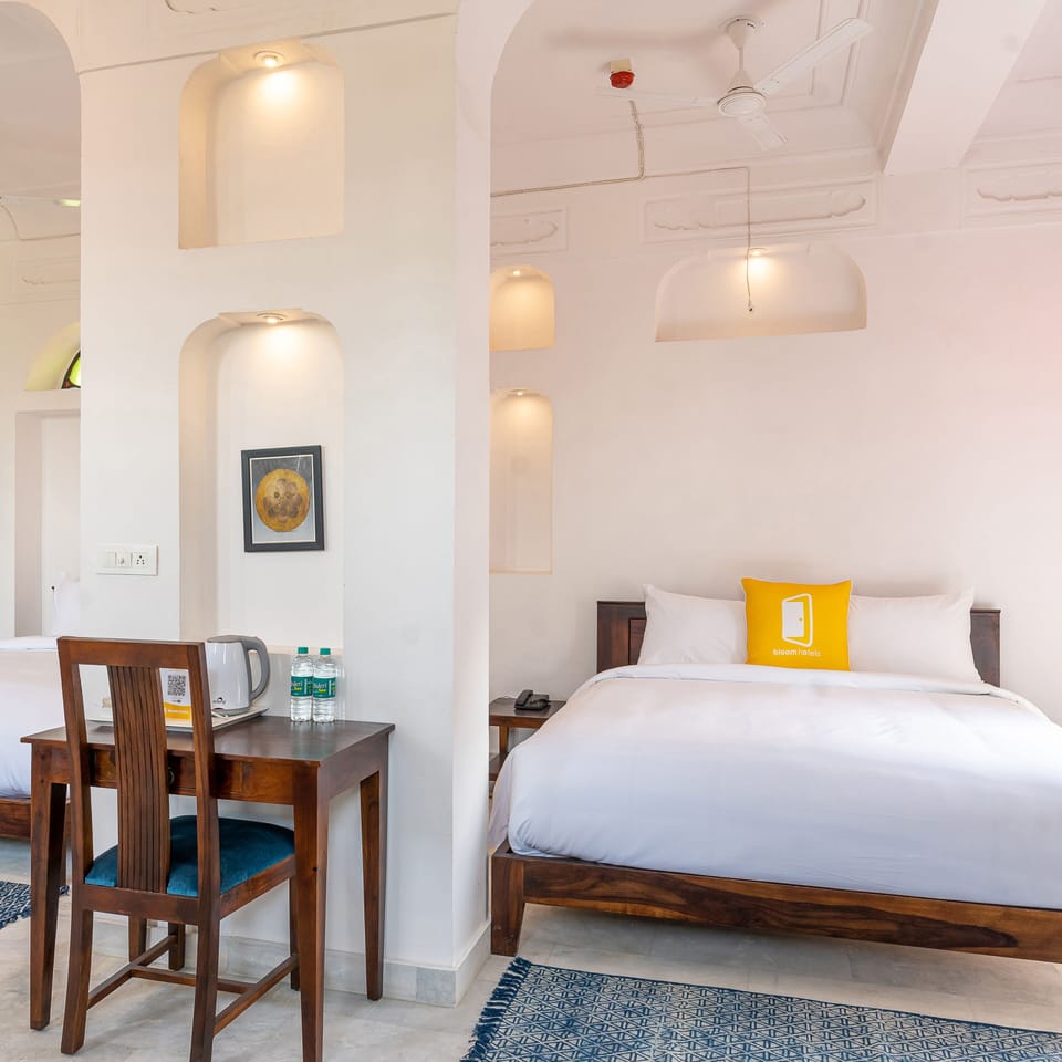 Palace Suite | Desk, iron/ironing board, free WiFi, bed sheets