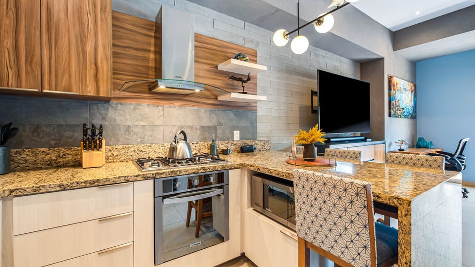 Kitchen fully equipped with everything you may need to cook
