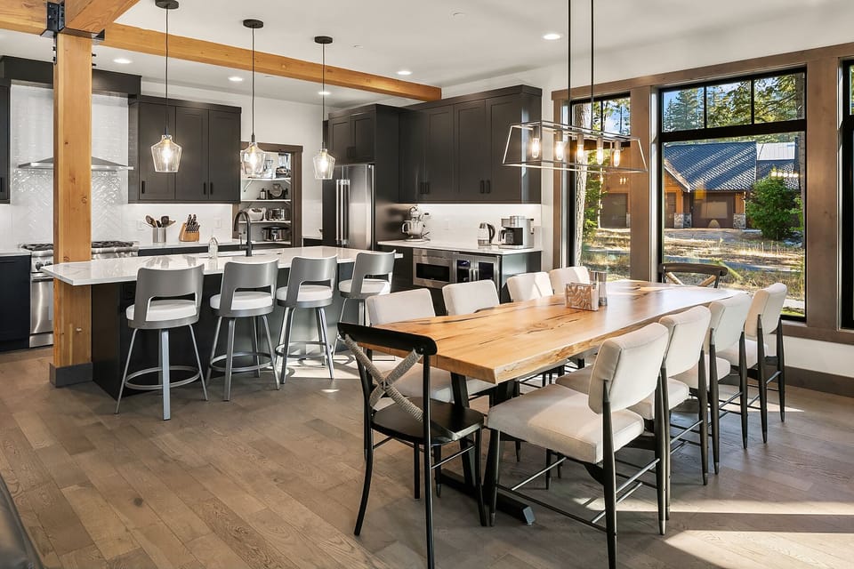 Pura Vida: - Expertly furnished and fully stocked for your friends and family to enjoy fabulous in-home meals.