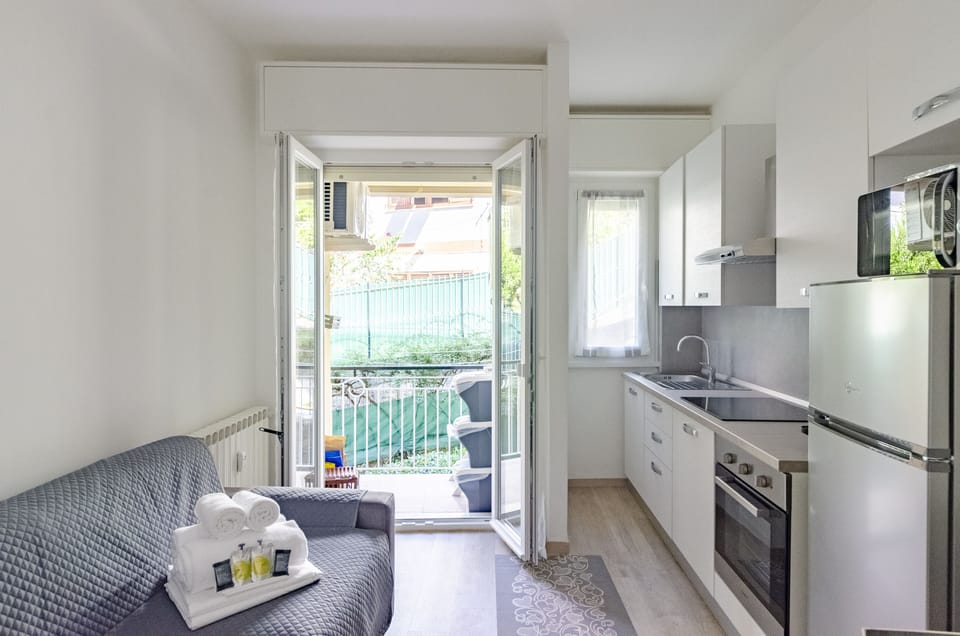 Apartment | Living area | 32-inch flat-screen TV with cable channels, TV