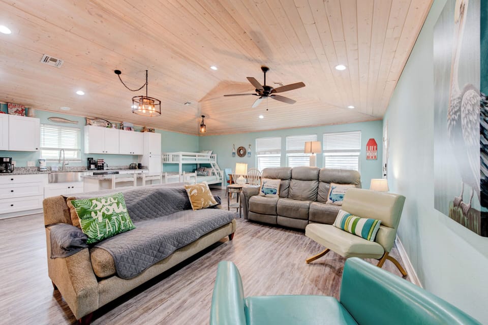 House (2 Bedrooms) | Front of property