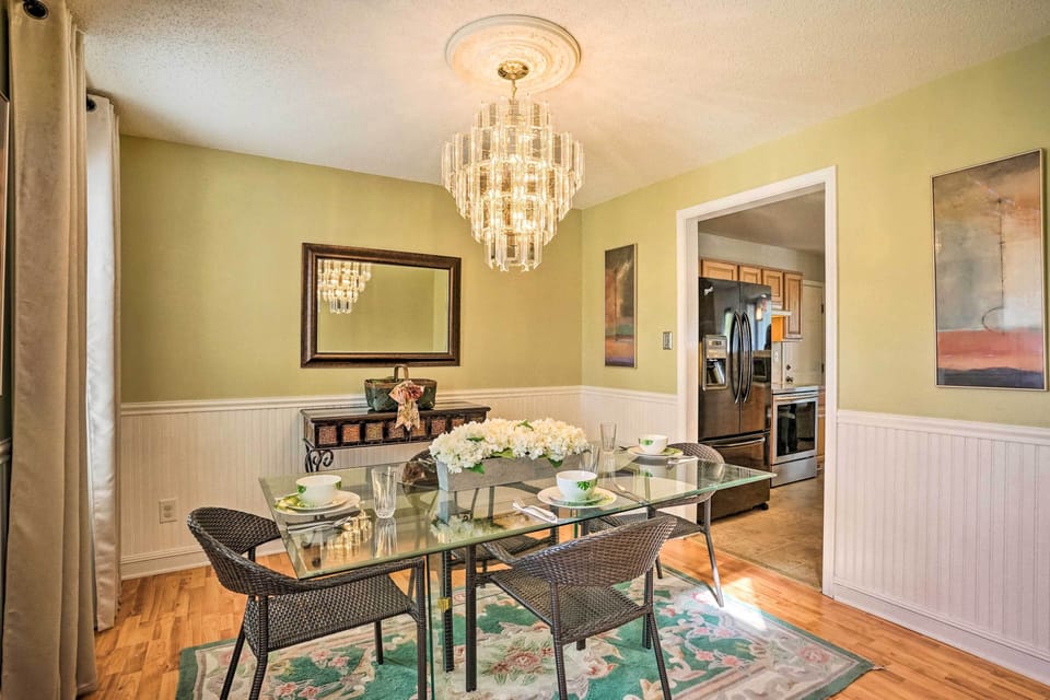 Dining Room | 1st Floor