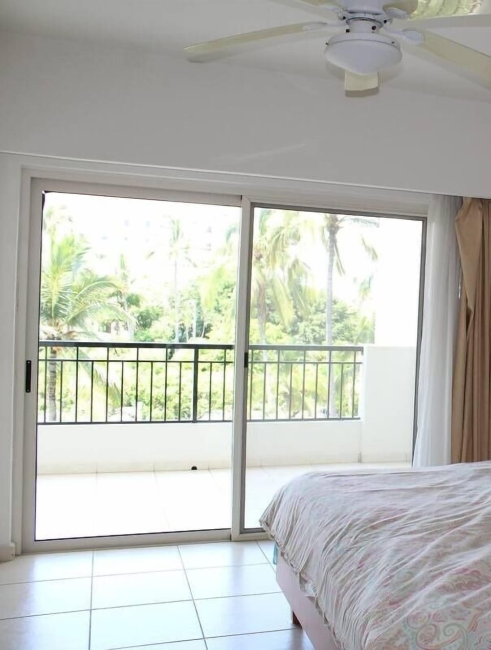 Family Condo | 3 bedrooms, free WiFi, bed sheets