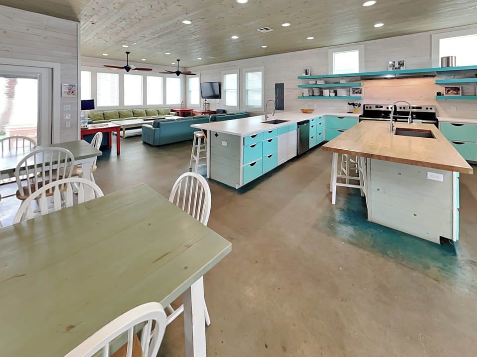 House (Multiple Bedrooms) | Property amenity