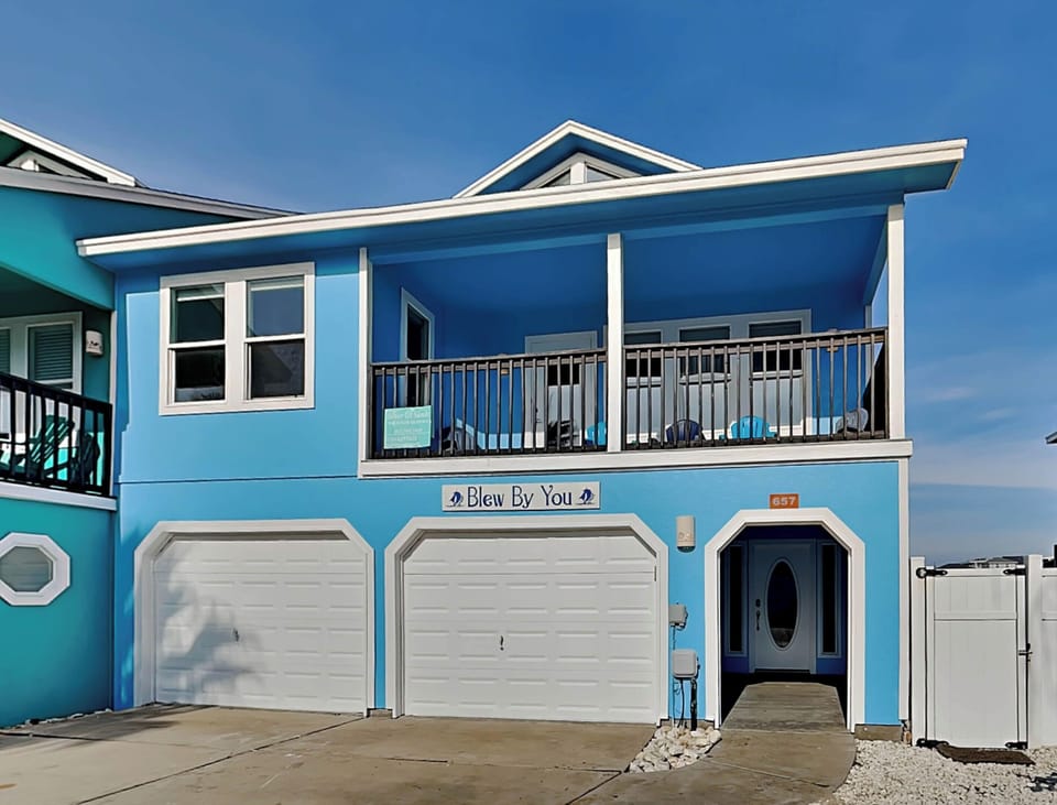 House (4 Bedrooms) | Property amenity