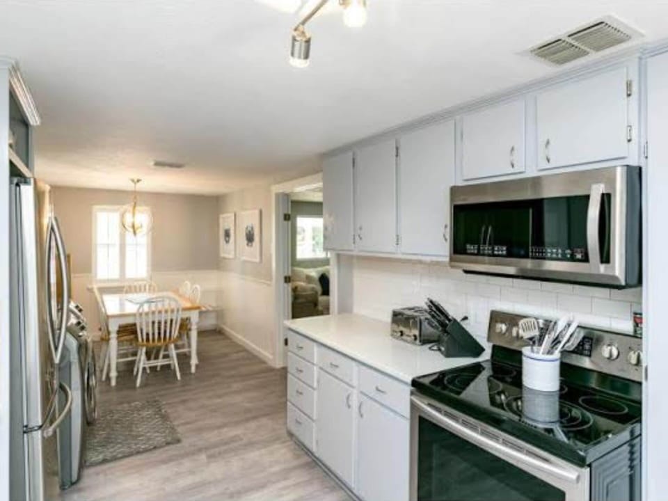 House (3 Bedrooms) | Property amenity