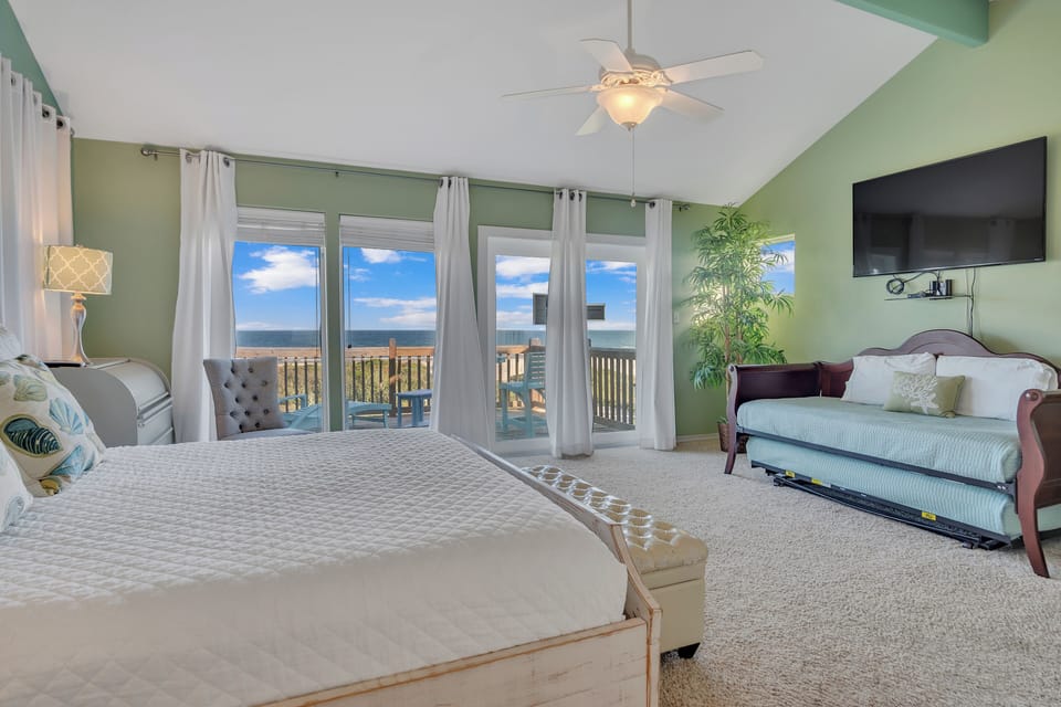 House (4 Bedrooms) | Property amenity