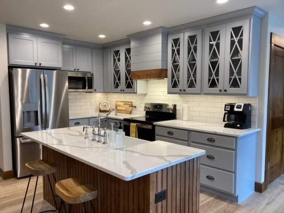 Shoreline kitchen